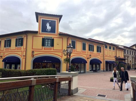 outlet near florence